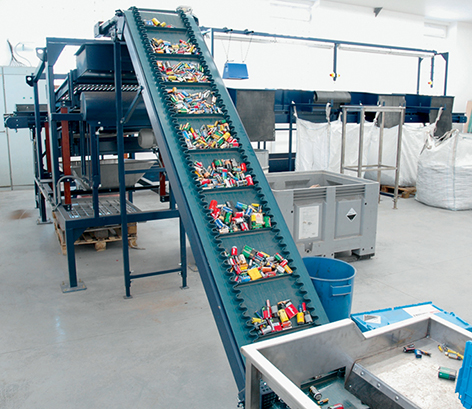 Industrial or large-volume waste processing lines velkoobjemovy_odpad_12